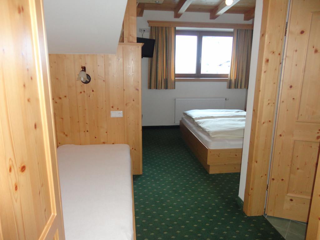 Hotel Garni Klocker Kaltenbach Phòng bức ảnh